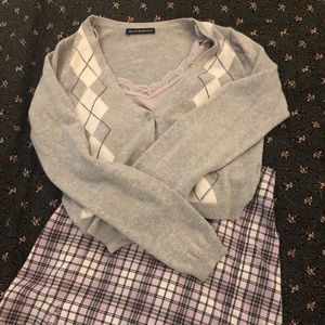 brandy melville sweater vest gray plaid
